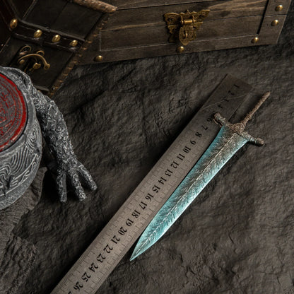 Dark Moon Greatsword